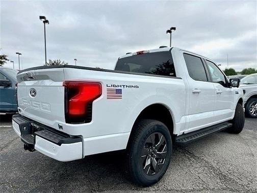 2025 Ford F-150 Lightning Flash