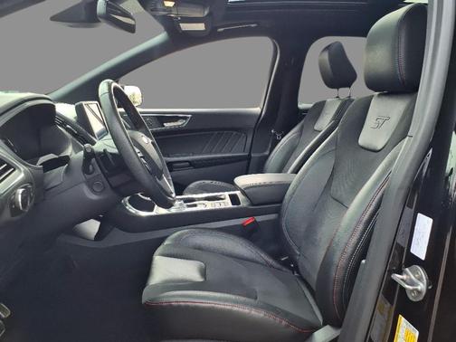 2024 Ford Edge ST