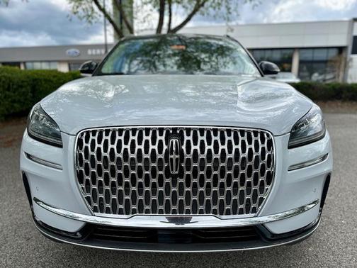 2025 Lincoln Corsair Premiere