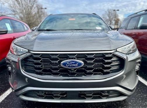 2025 Ford Escape ST-Line Elite