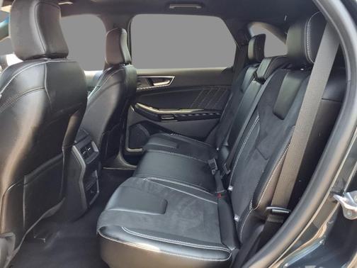 2024 Ford Edge ST