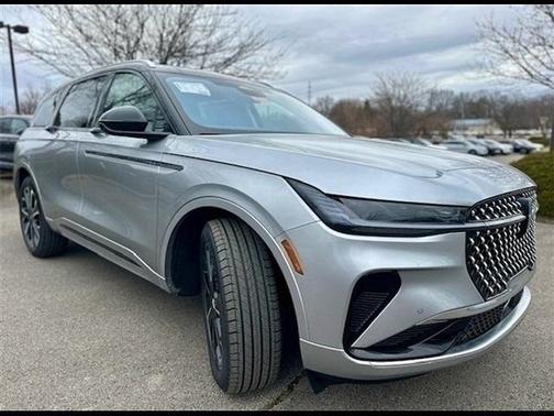 2025 Lincoln Nautilus Reserve