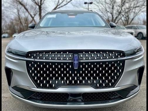 2025 Lincoln Nautilus Reserve