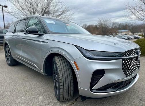 2025 Lincoln Nautilus Reserve