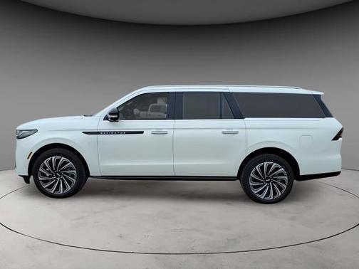 2025 Lincoln Navigator L L BLACK LABEL
