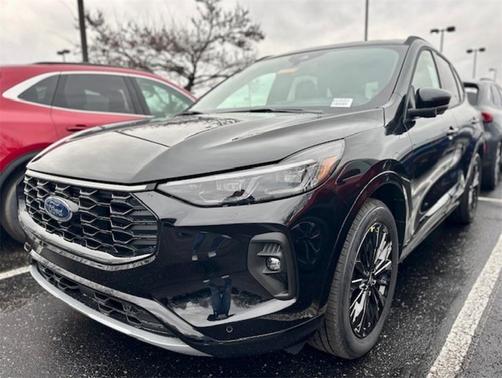 2025 Ford Escape ST-Line Elite