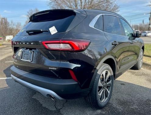 2025 Ford Escape Platinum