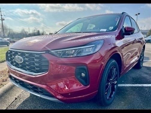 2025 Ford Escape ST-Line Elite