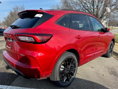 2025 Ford Escape ST-Line Elite