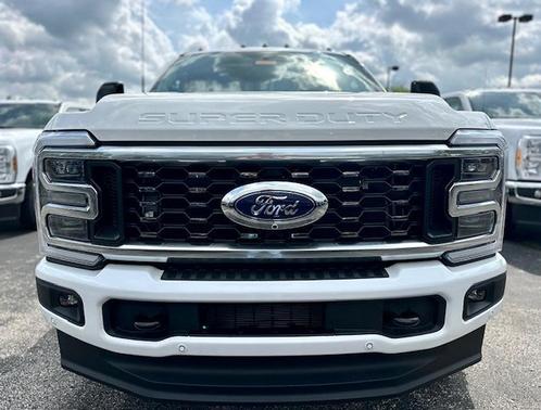 2025 Ford F-350 Platinum