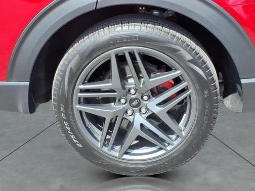 RAPID RED MET TINTED CC 2025 Ford Explorer ST