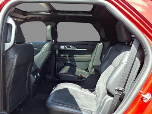 RAPID RED MET TINTED CC 2025 Ford Explorer ST