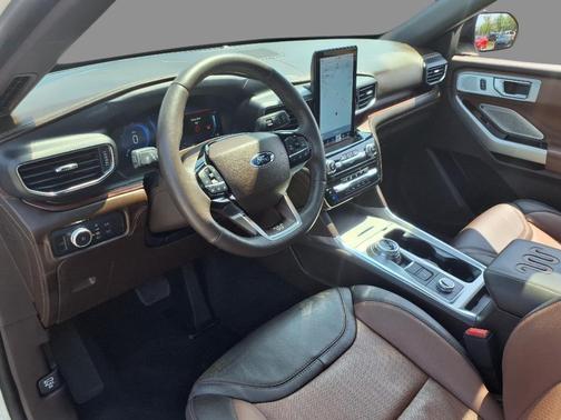 2022 Ford Explorer King Ranch