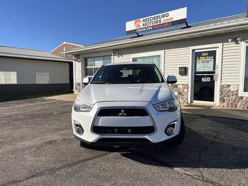 White Pearl 2015 Mitsubishi Outlander Sport ES