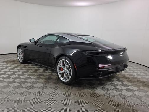 Onyx Black 2019 Aston Martin DB11 V8