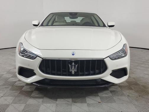 2022 Maserati Ghibli Modena