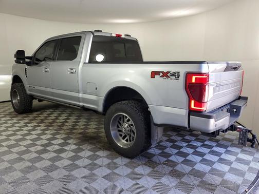 2022 Ford F-350 Platinum