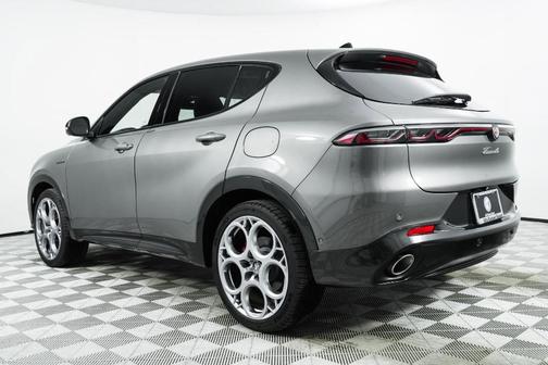 2024 Alfa Romeo Tonale Veloce