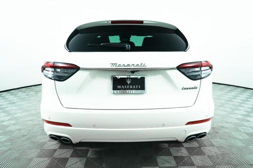 2024 Maserati Levante GT Ultima