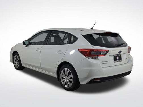 Crystal White Pearl 2023 Subaru Impreza Base