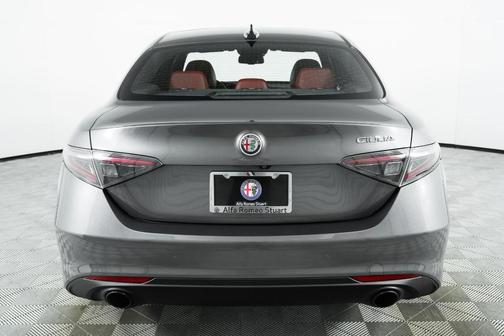 2024 Alfa Romeo Giulia Ti