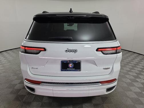 Bright White Clearcoat 2024 Jeep Grand Cherokee L Summit