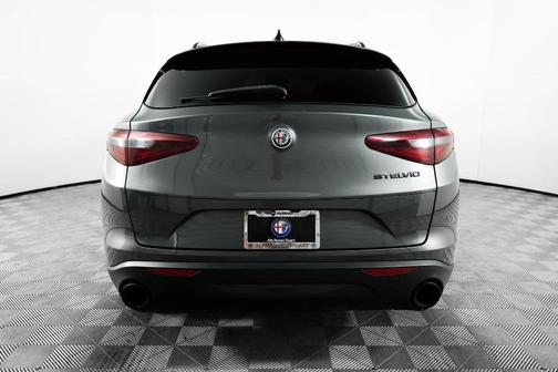 2019 Alfa Romeo Stelvio Base