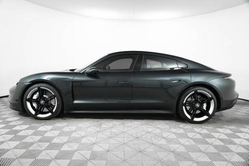 2022 Porsche Taycan Base