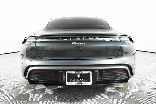 2022 Porsche Taycan Base