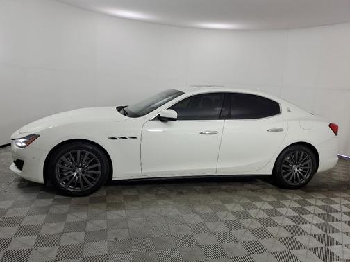 2021 Maserati Ghibli S