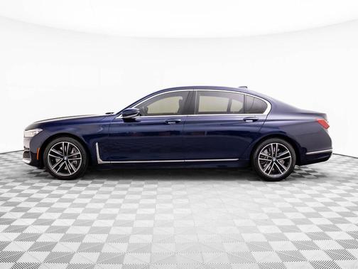 2022 BMW 750 i xDrive