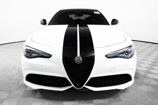 2023 Alfa Romeo Giulia Veloce