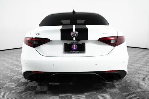 2023 Alfa Romeo Giulia Veloce