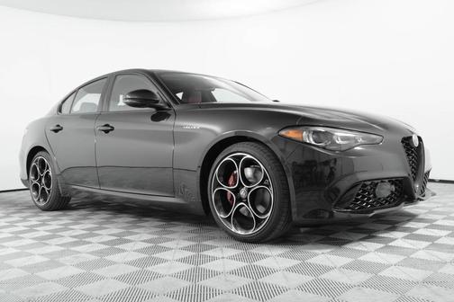 2025 Alfa Romeo Giulia Veloce