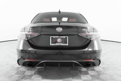 2025 Alfa Romeo Giulia Veloce