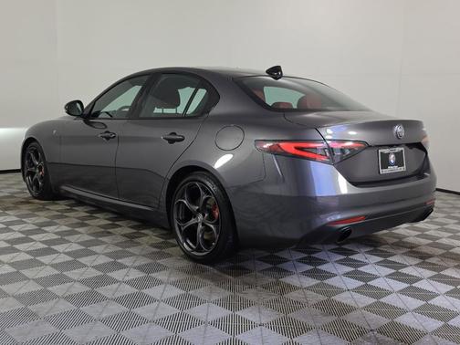 Vesuvio Gray Metallic 2024 Alfa Romeo Giulia Ti