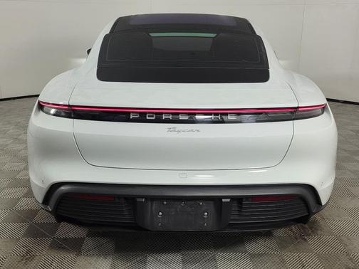 White 2023 Porsche Taycan Base