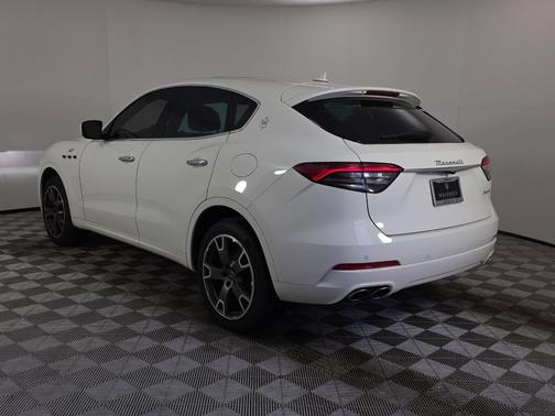 White 2023 Maserati Levante GT