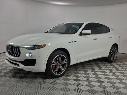 White 2023 Maserati Levante GT