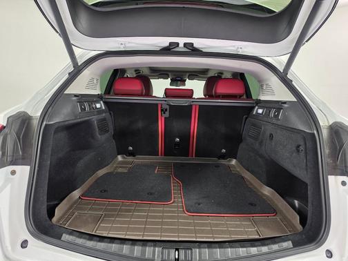 Alfa White 2019 Alfa Romeo Stelvio Base