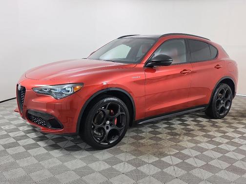 Rosso 2024 Alfa Romeo Stelvio Veloce