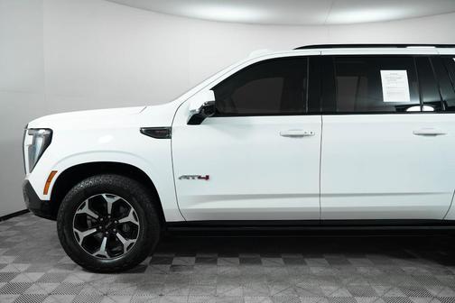 2025 GMC Yukon XL AT4