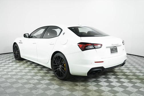2023 Maserati Ghibli Modena