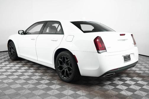 2019 Chrysler 300 S