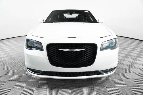 2019 Chrysler 300 S