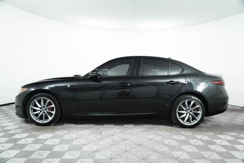 2022 Alfa Romeo Giulia Ti