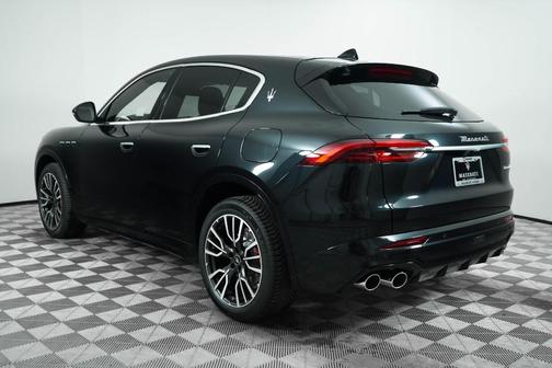 2025 Maserati Grecale Base