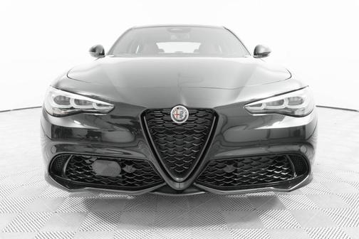 2025 Alfa Romeo Giulia Veloce