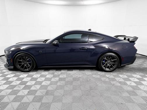 2024 Ford Mustang Dark Horse