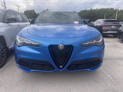 Misano Blue Metallic 2024 Alfa Romeo Stelvio Veloce